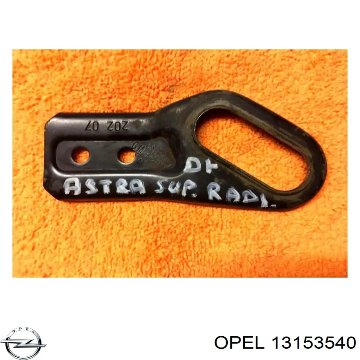 Comprar 6310612 General Motors Soporte inferior del radiador
