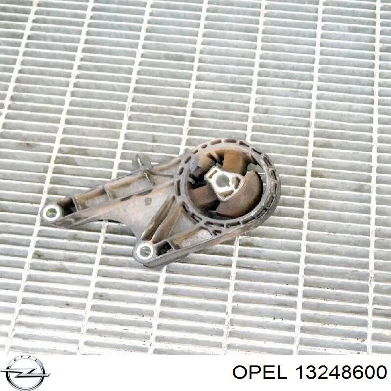 Taco de motor delantero Opel 13248600