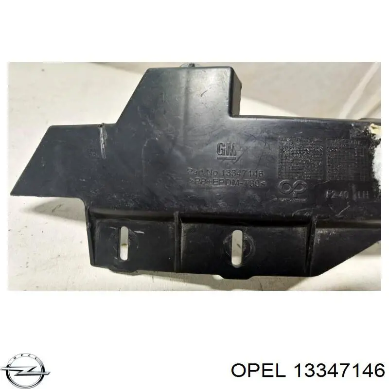 13347146 Opel soporte de parachoques delantero izquierdo