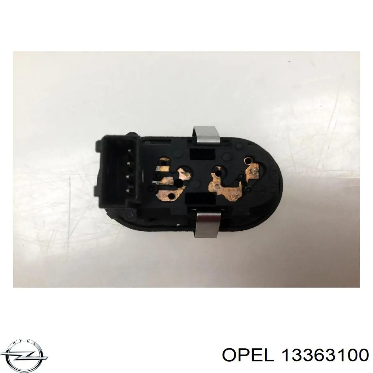 13363100 Opel 