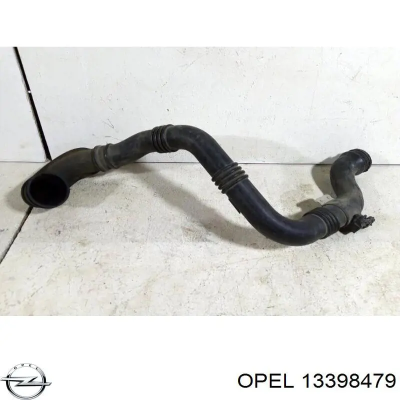 13398479 Opel tubo flexible de aire de sobrealimentación izquierdo