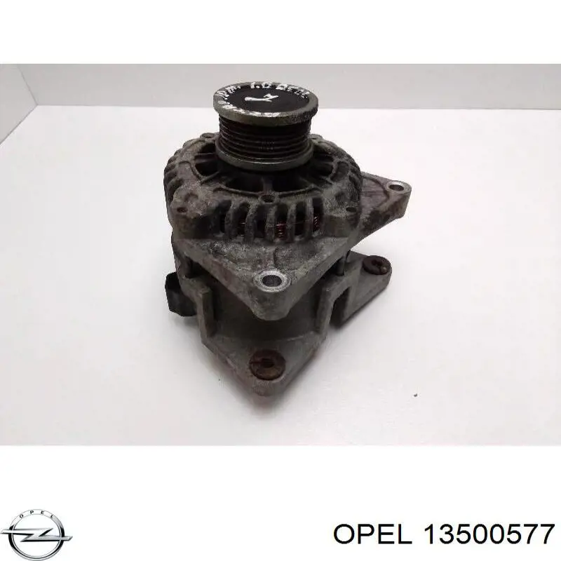 Alternador del motor Opel 13500577 precio, desde 130,68 EUR