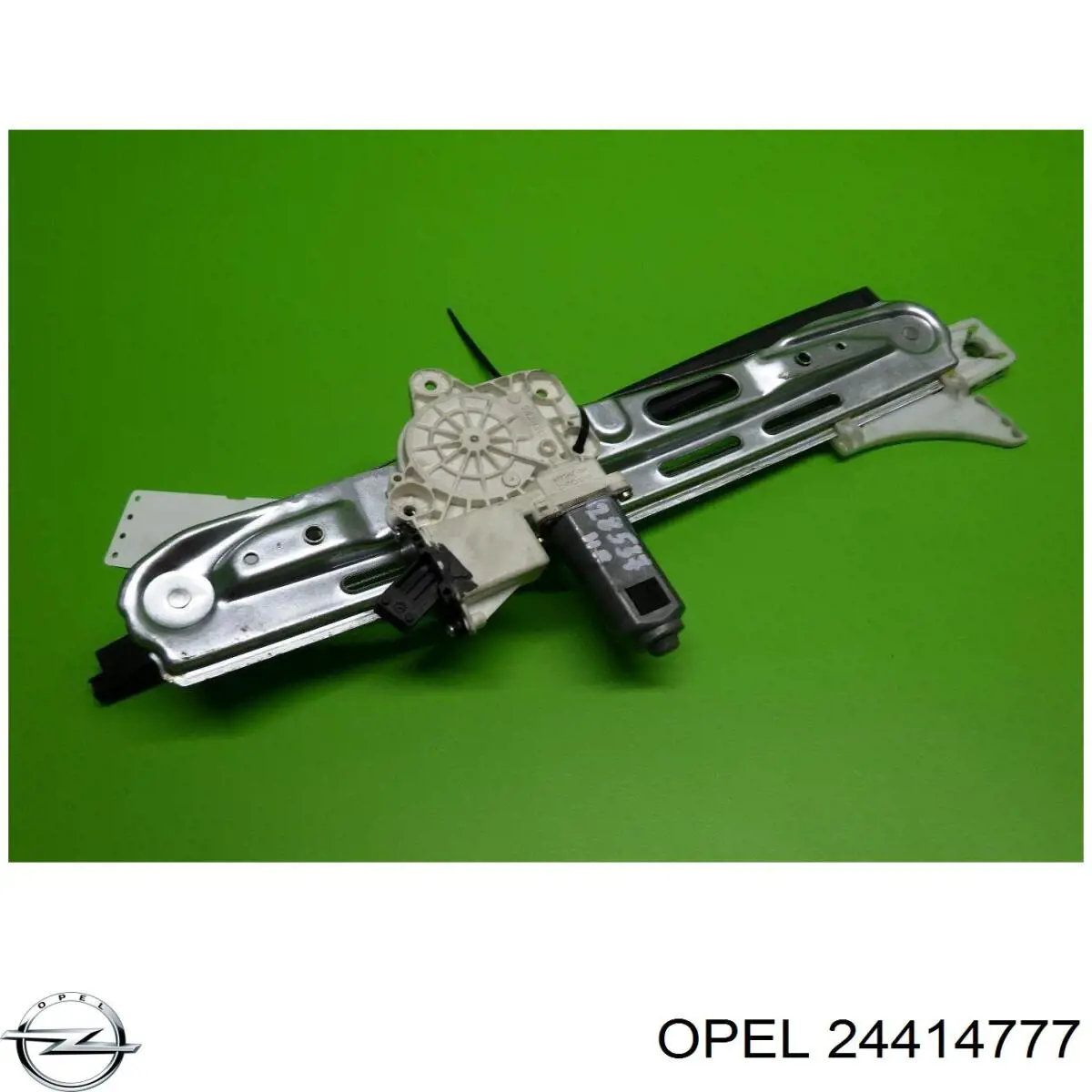 24414777 Opel