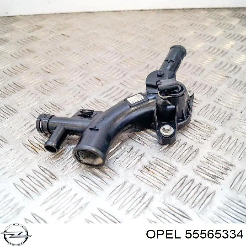 55565334 Opel brida del sistema de refrigeración (triple)