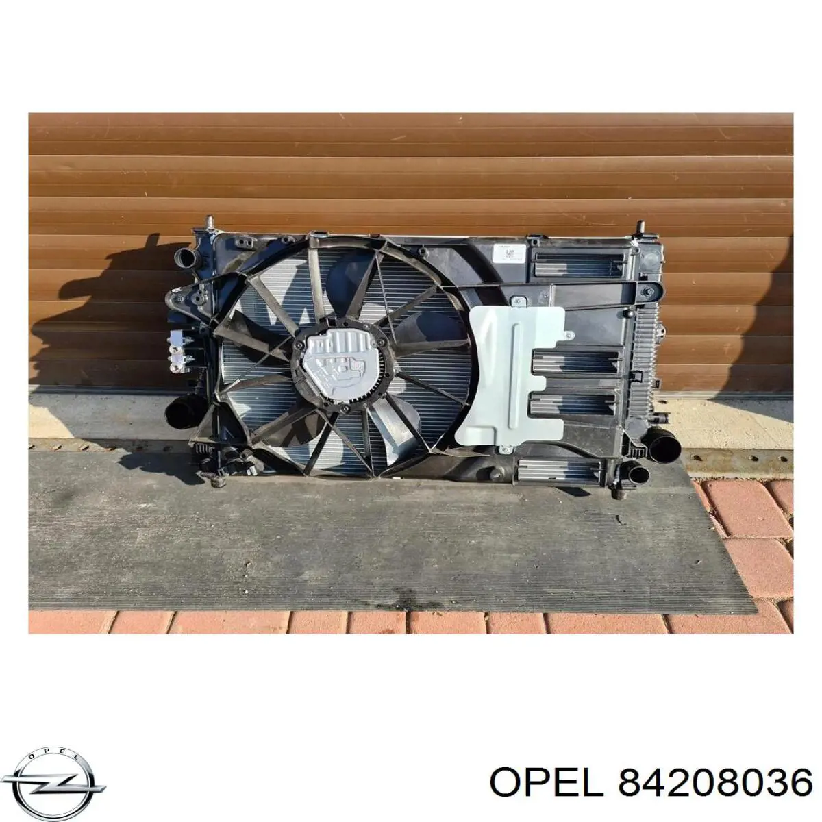 Comprar 84208036 Opel Radiador de auto