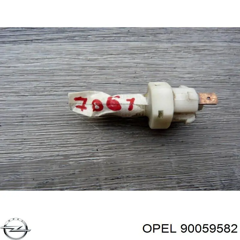 90059582 Opel interruptor luz de freno
