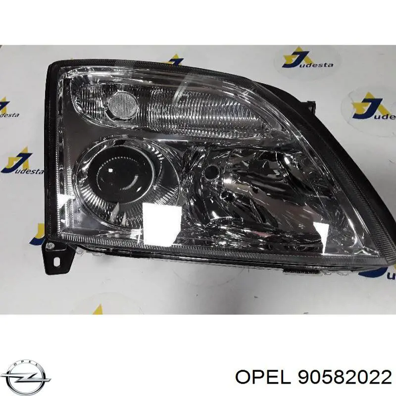 90582022 General Motors Luz derecha