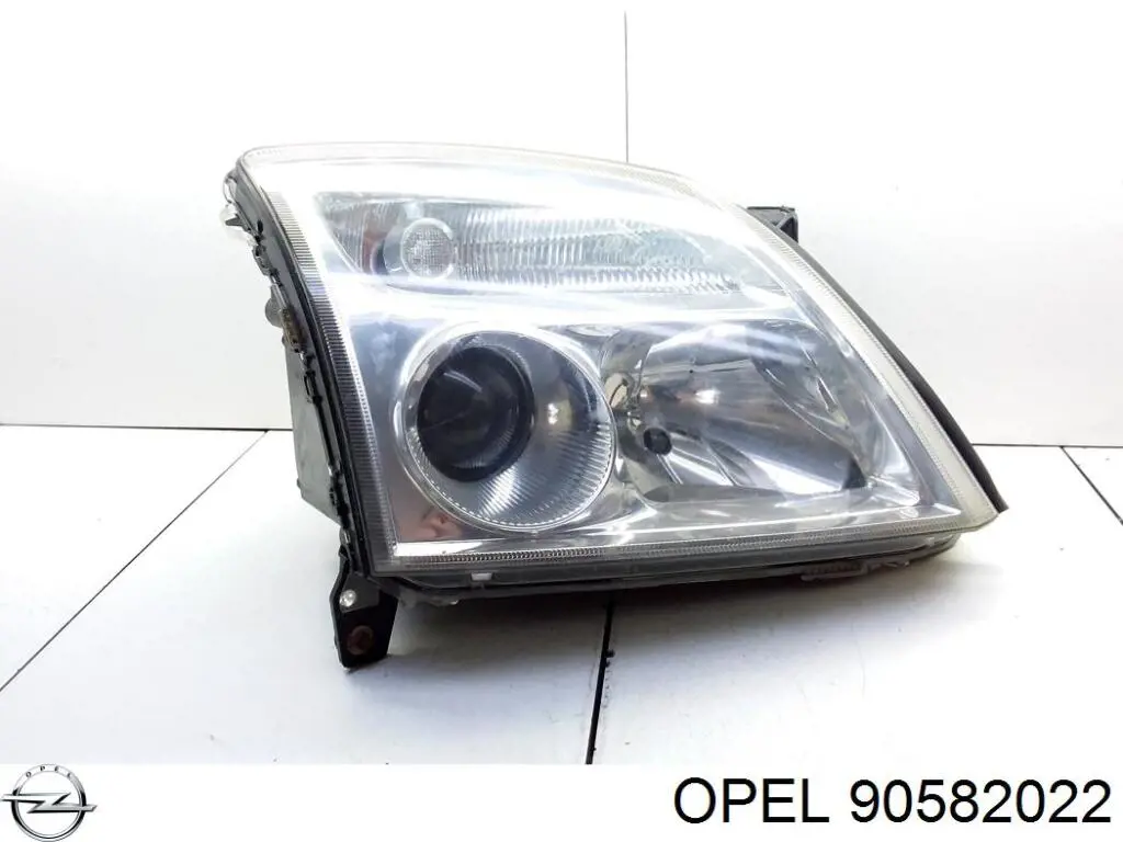 90582022 Opel faro derecho