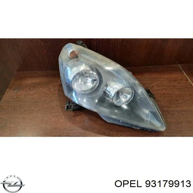 93179913 General Motors faro derecho