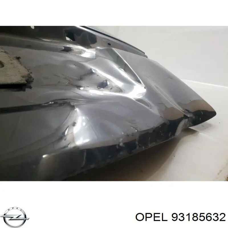 93185632 Opel puerta del maletero, trasera