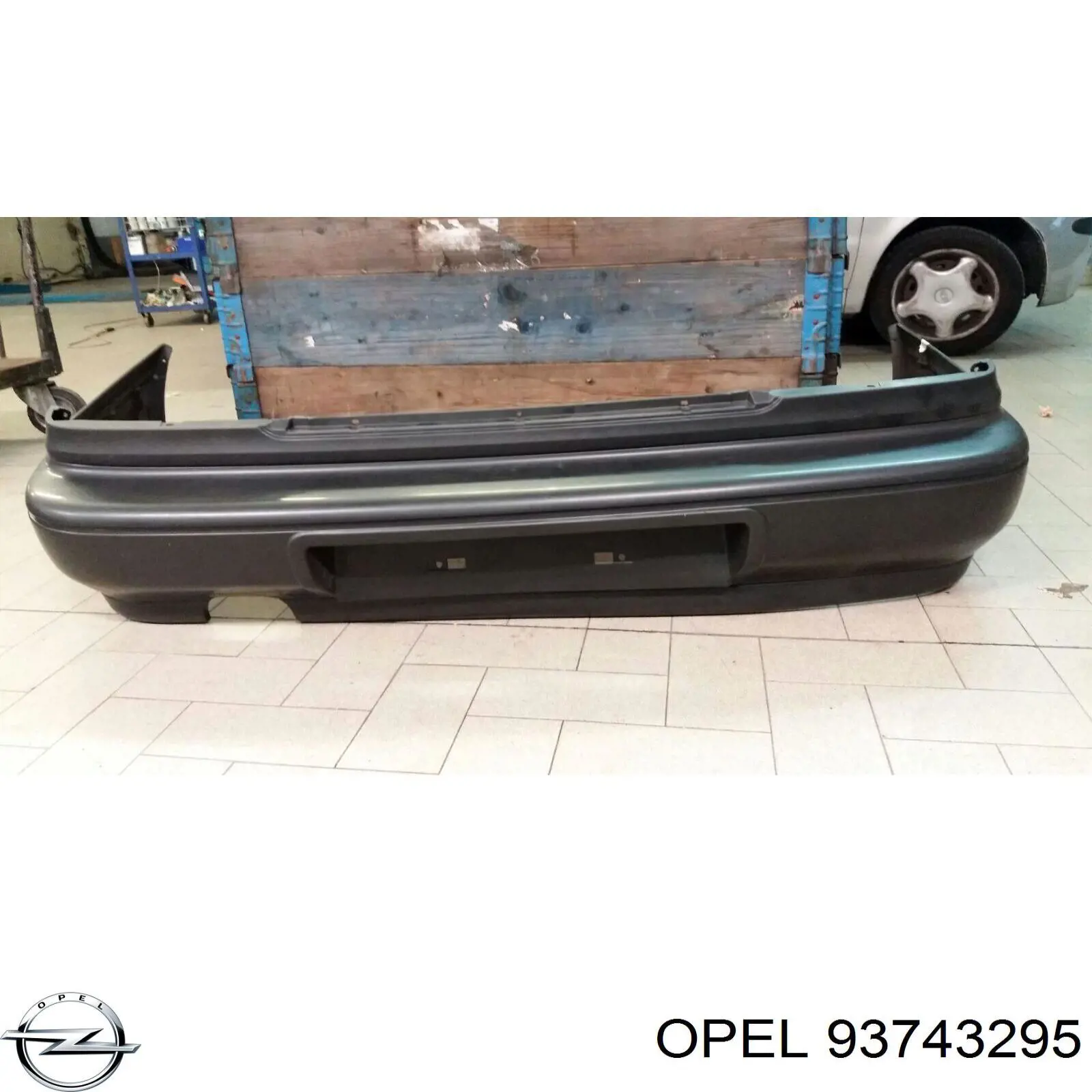 93743295 Opel parachoques trasero