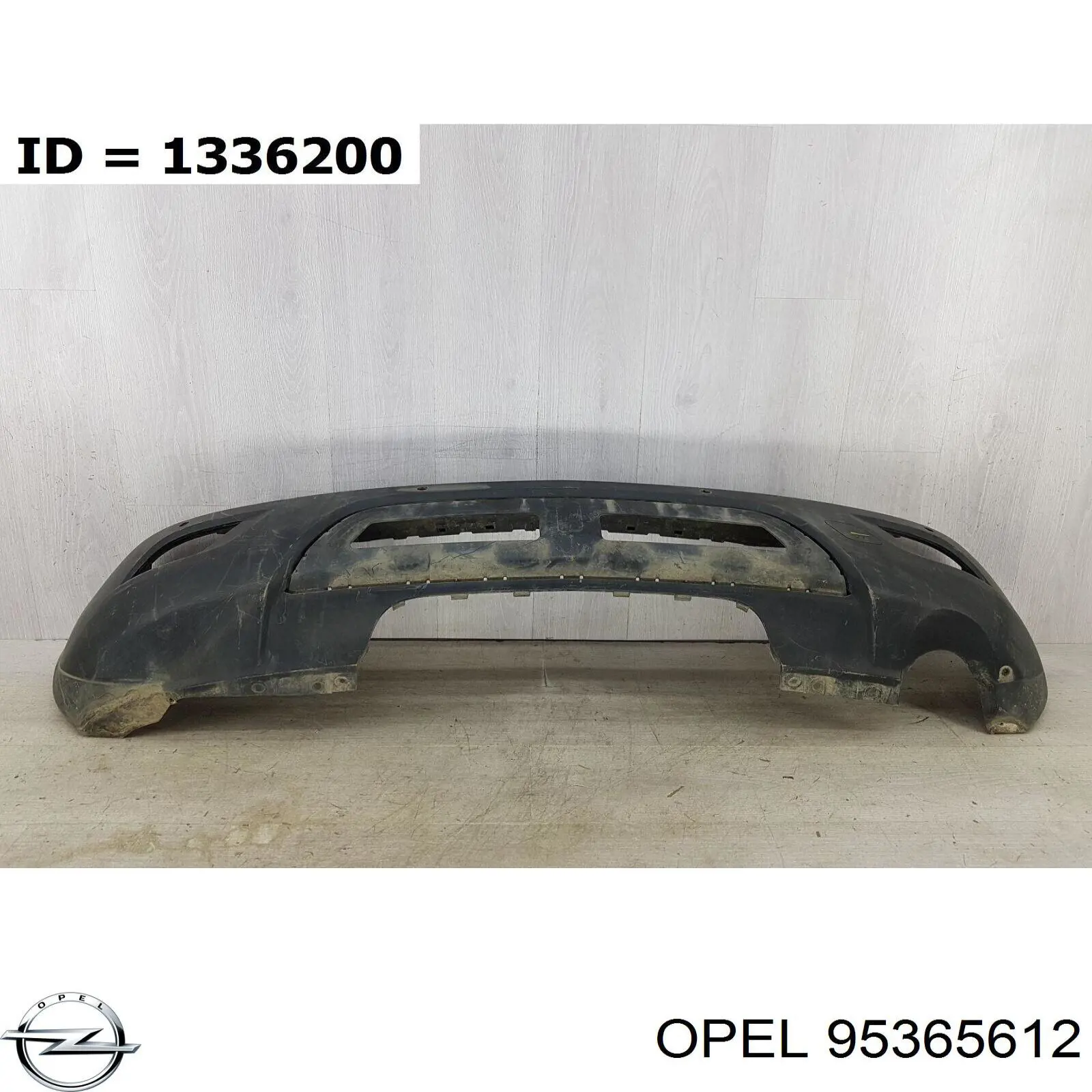 Parachoques trasero 95365612 Opel