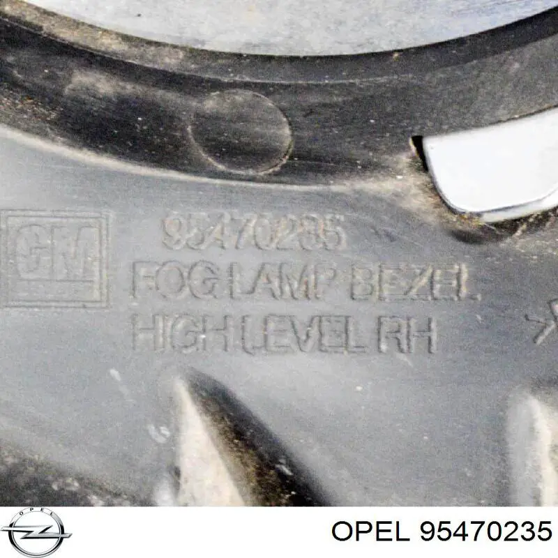 95470235 Opel rejilla de antinieblas delantera derecha