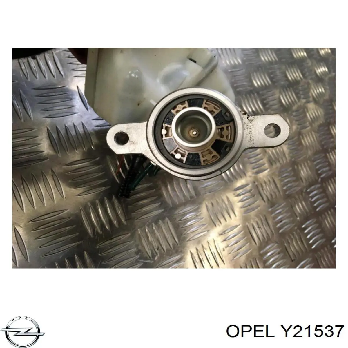 Y21537 Opel 