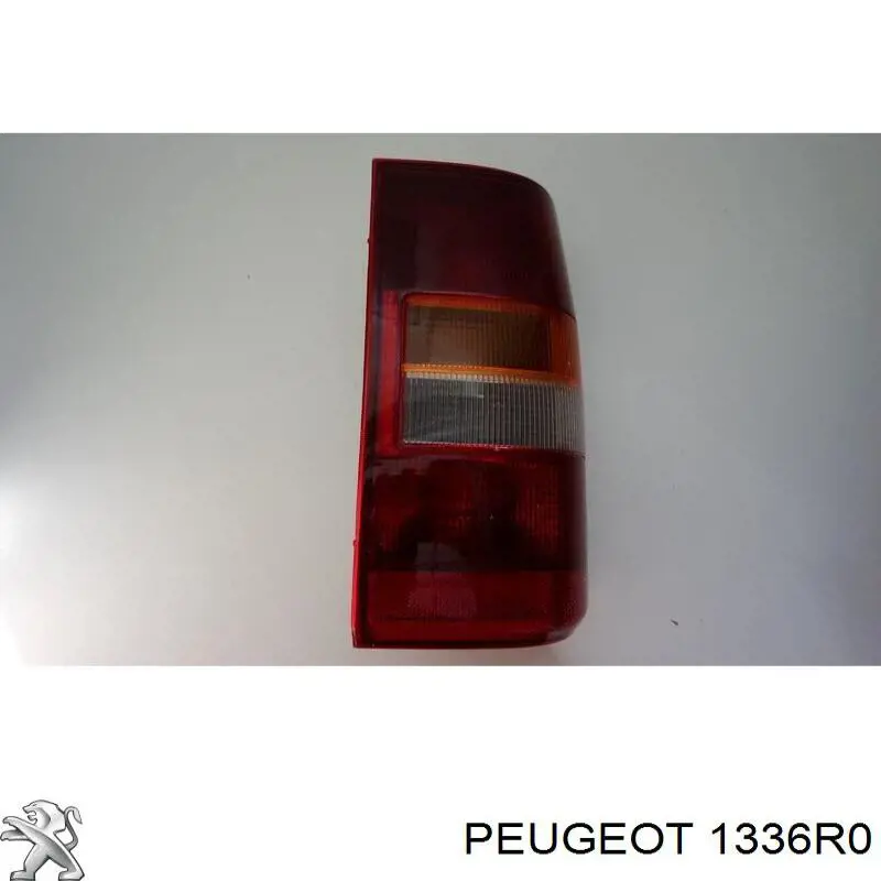 Brida del sistema de refrigeración (triple unión) 1336R0 Peugeot/Citroen