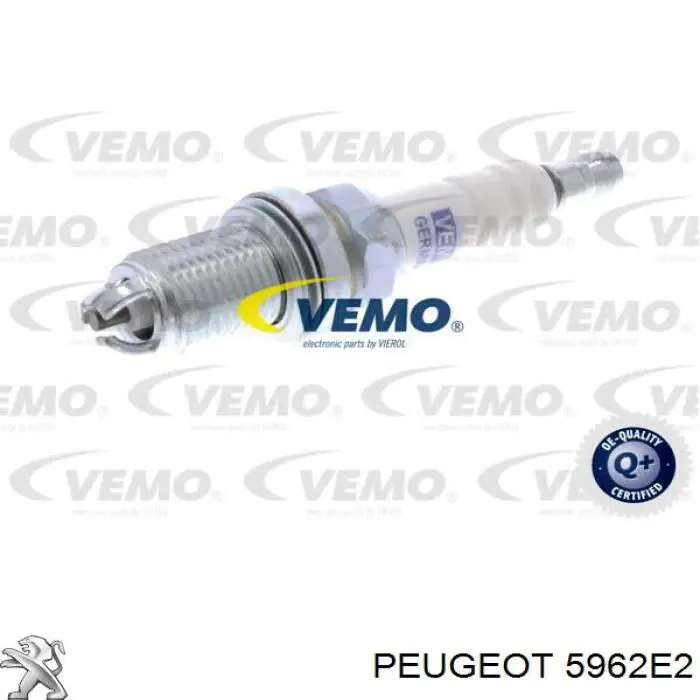 Bujía de encendido Nissan Sunny 3 N14