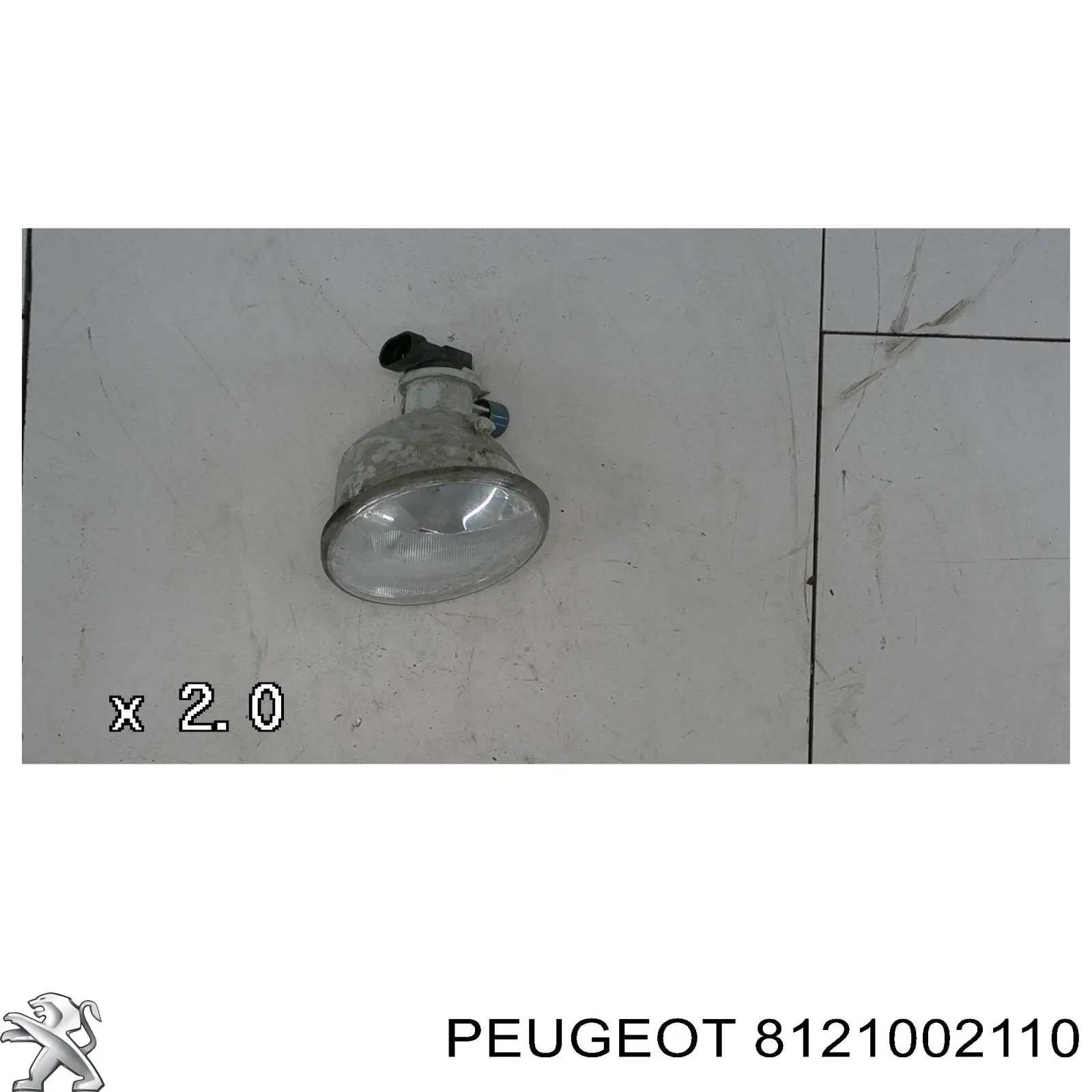 8121002110 Peugeot/Citroen faro antiniebla derecho