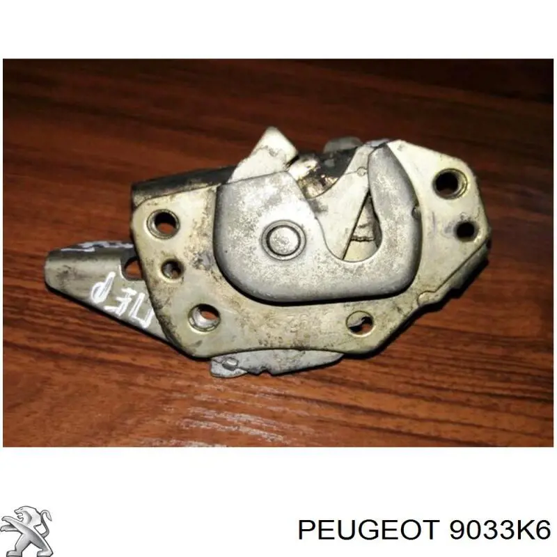 Rodillo central derecho de puerta corrediza 9033K6 Peugeot/Citroen