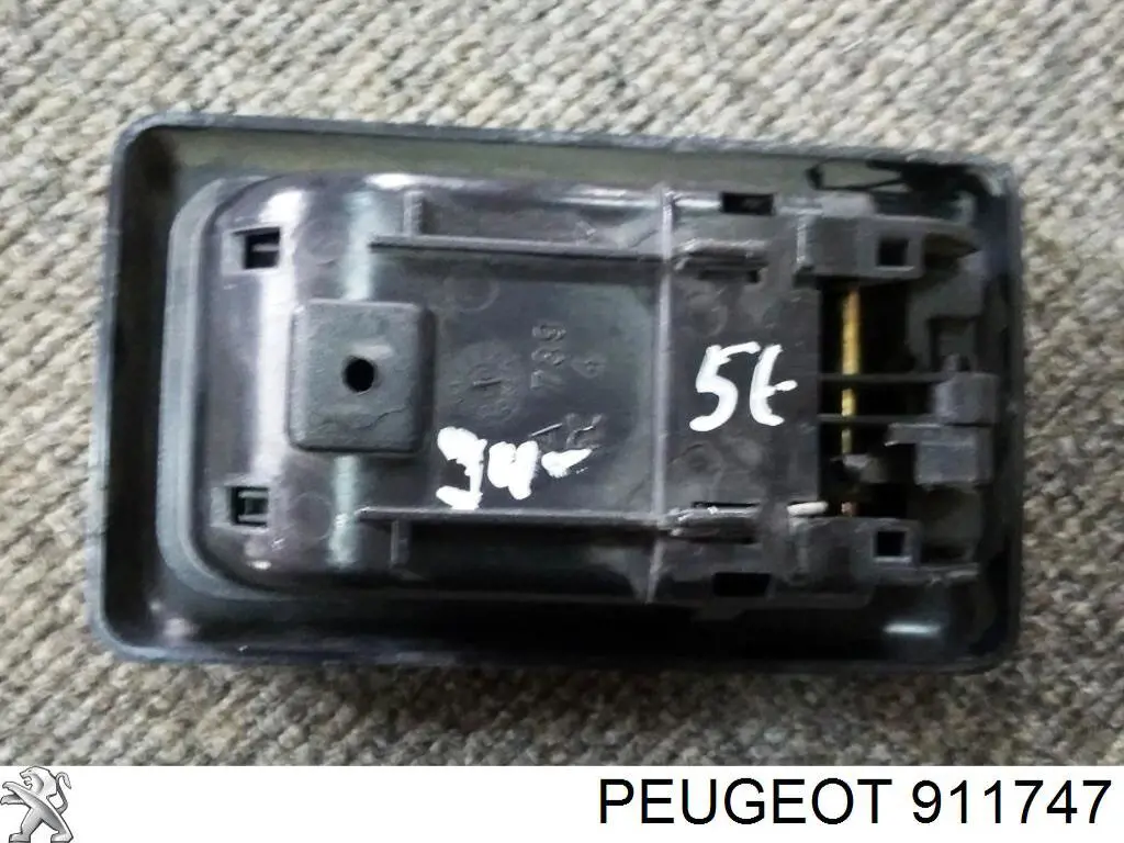 Manecilla de puerta, equipamiento habitáculo, delantera PEUGEOT 911747