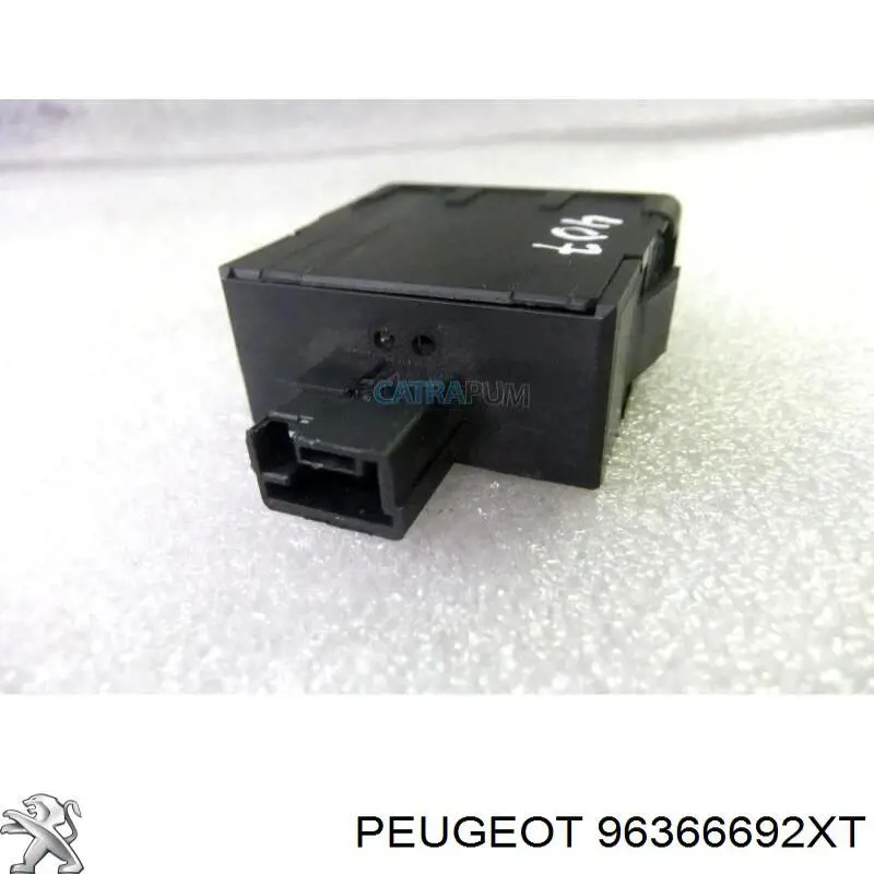 Botón del regulador de altura de faros Peugeot/Citroen 96366692XT precio, desde 27,59 EUR