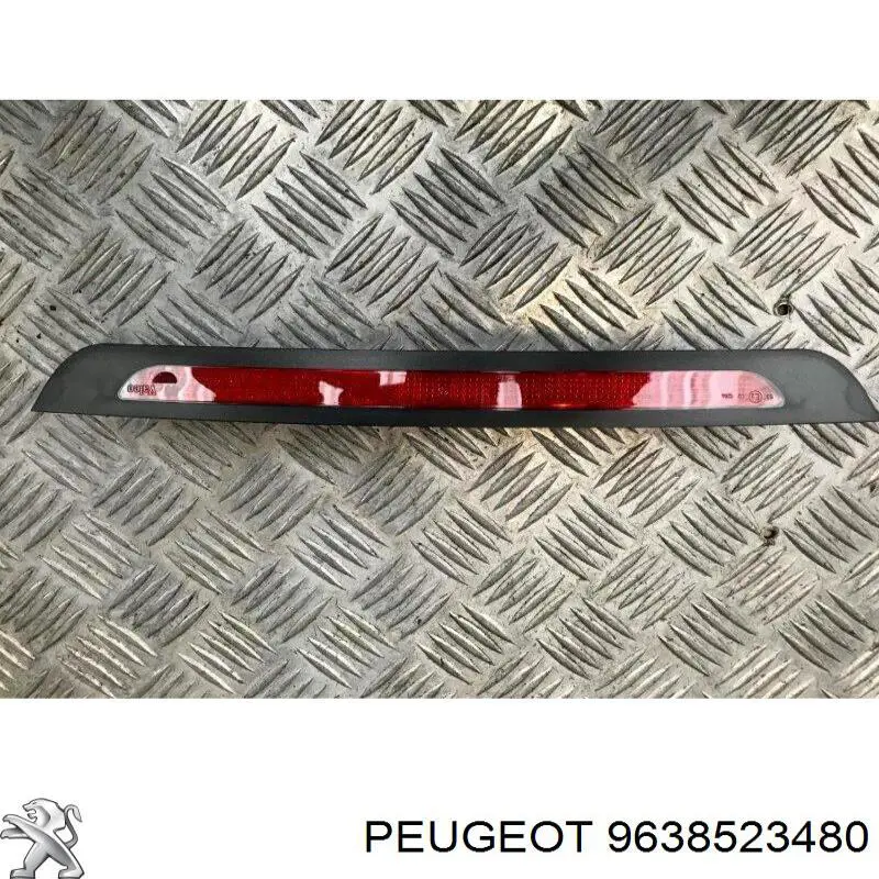 9638523480 Peugeot/Citroen lampara de luz de freno adicional