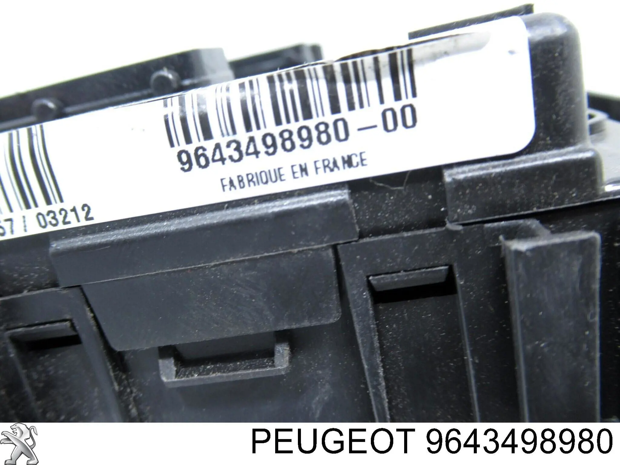 9643498980 Peugeot/Citroen caja de fusibles