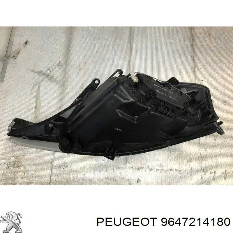 Faro derecho Peugeot/Citroen 9647214180 precio, desde 111,80 EUR