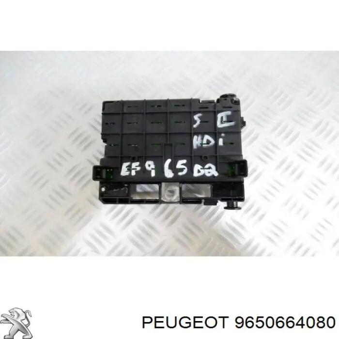 Caja de fusibles 9650664080 Peugeot/Citroen