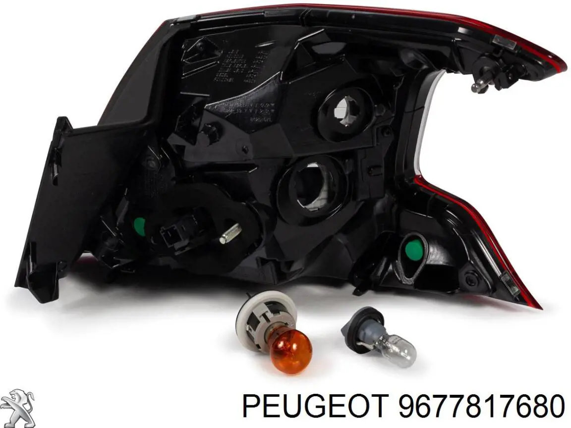 Piloto trasero exterior izquierdo 9677817680 Peugeot/Citroen