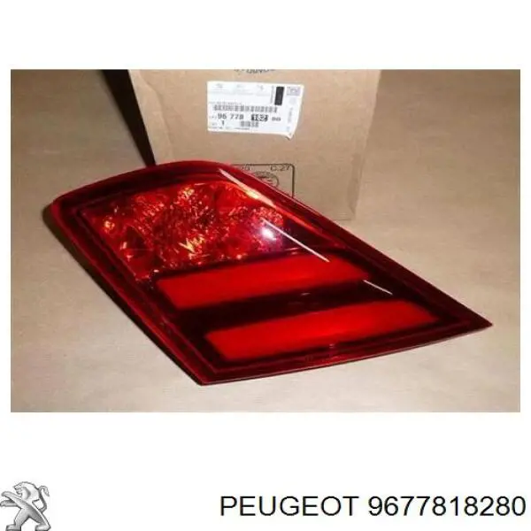 9677818280 Peugeot/Citroen piloto posterior interior derecho