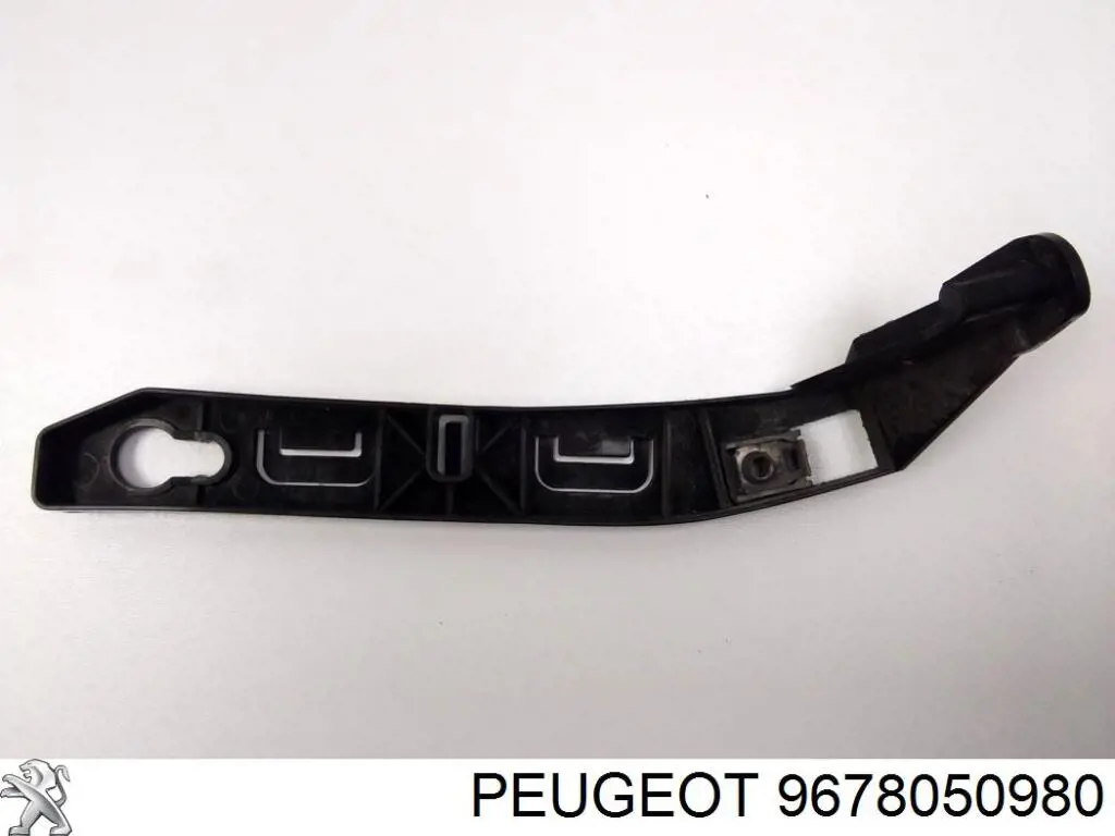 9678050980 Peugeot/Citroen Refuerzo de parachoques trasero