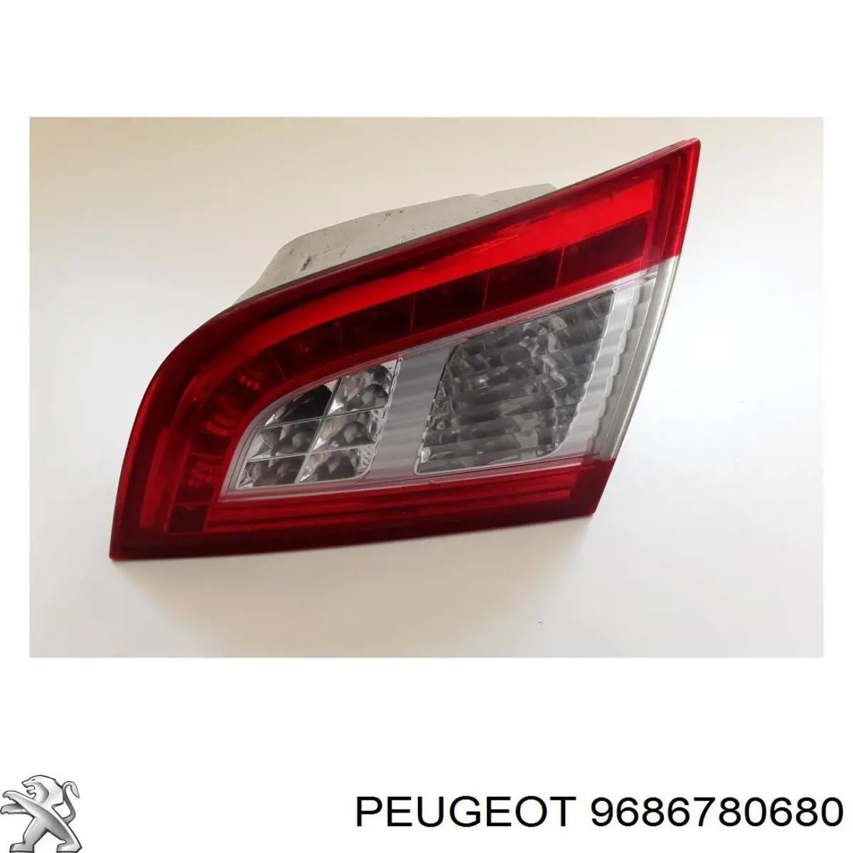 Piloto trasero interior derecho Peugeot/Citroen 9686780680 precio, desde 80,89 EUR