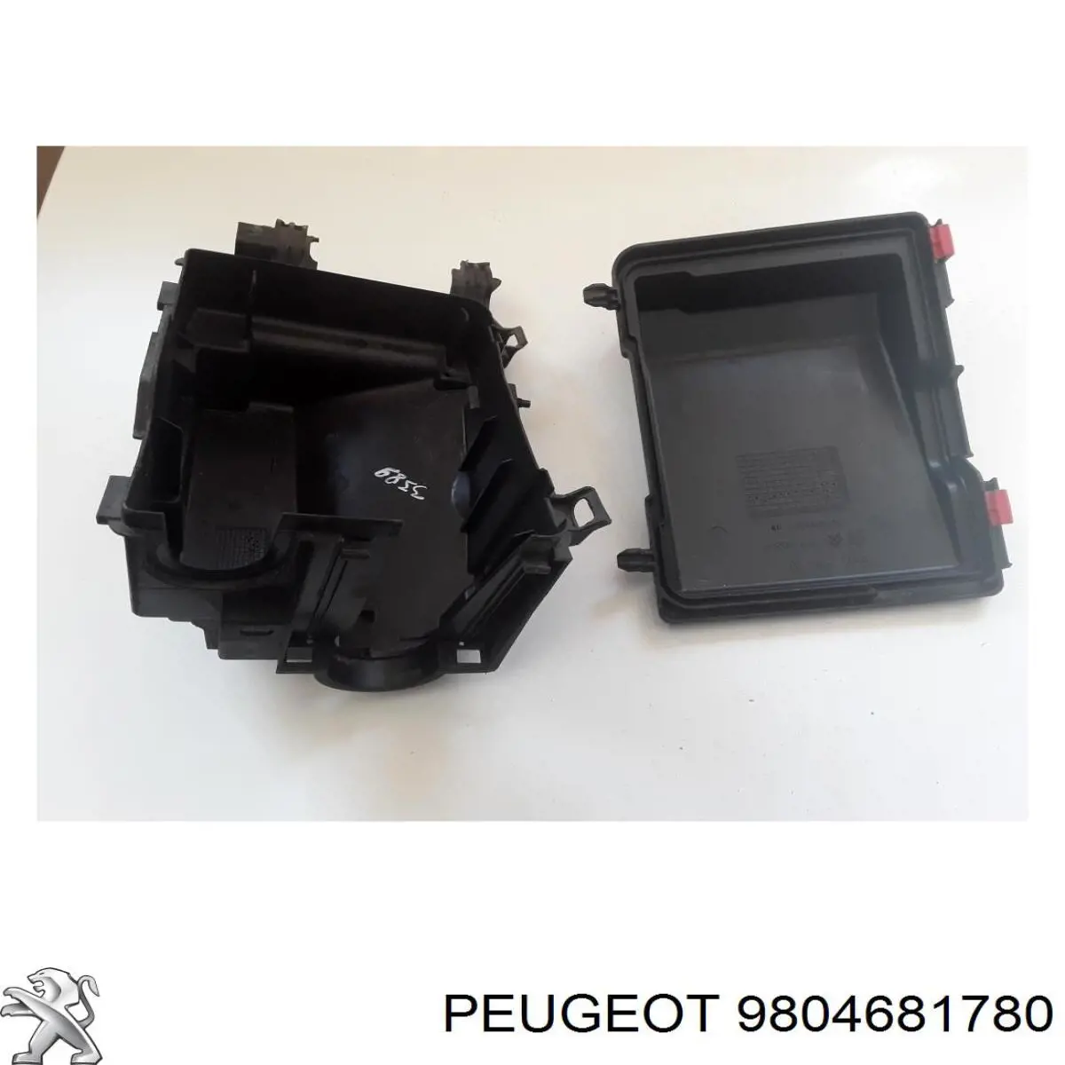 9804681780 Peugeot/Citroen Carcasa de la caja de fusibles