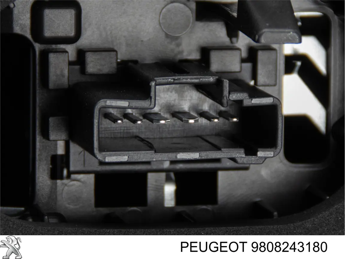 Piloto trasero izquierdo Peugeot/Citroen 9808243180 precio, desde 123,78 EUR