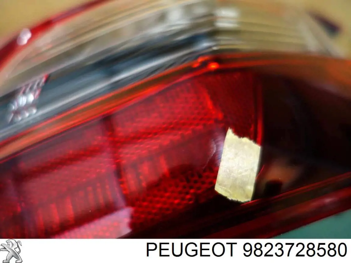 Comprar 2204296 Alkar Piloto trasero exterior derecho