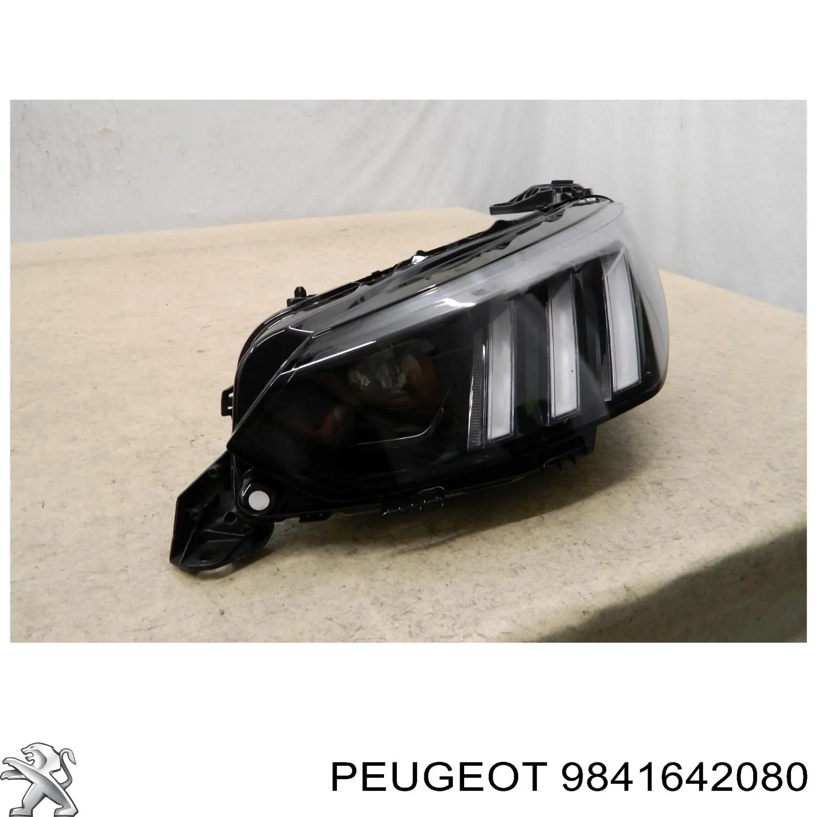 Faro Peugeot/Citroen 9841642080 precio, desde 482,58 EUR