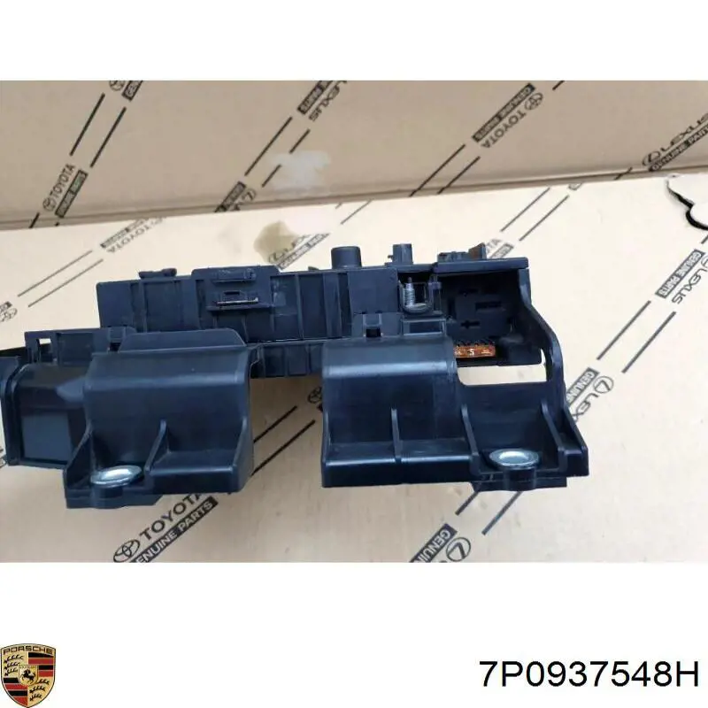 Caja fusibles Porsche Cayenne II SUV (92A) (2010 - 2026) precio, desde 66,55 EUR