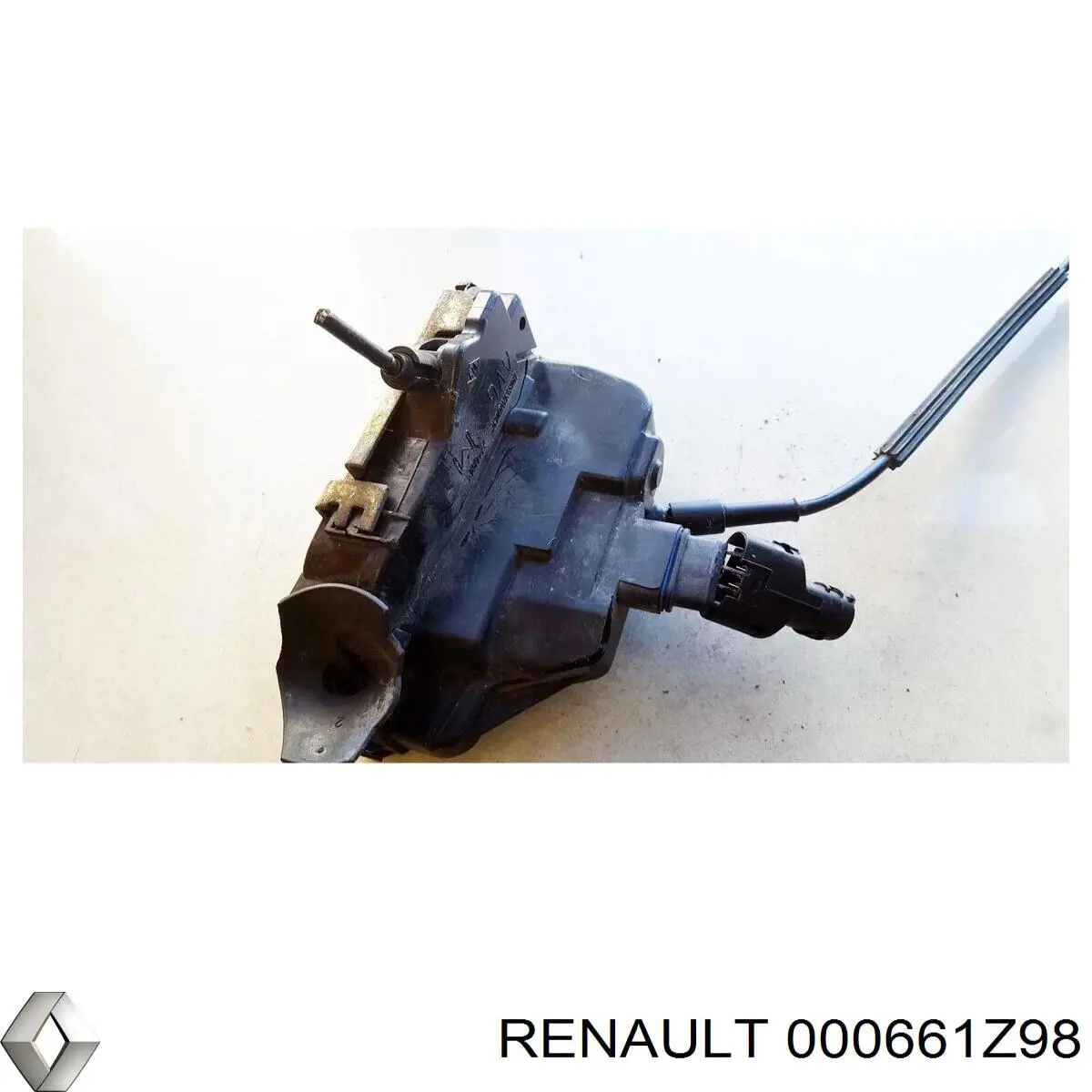 000661Z98 Renault (RVI)