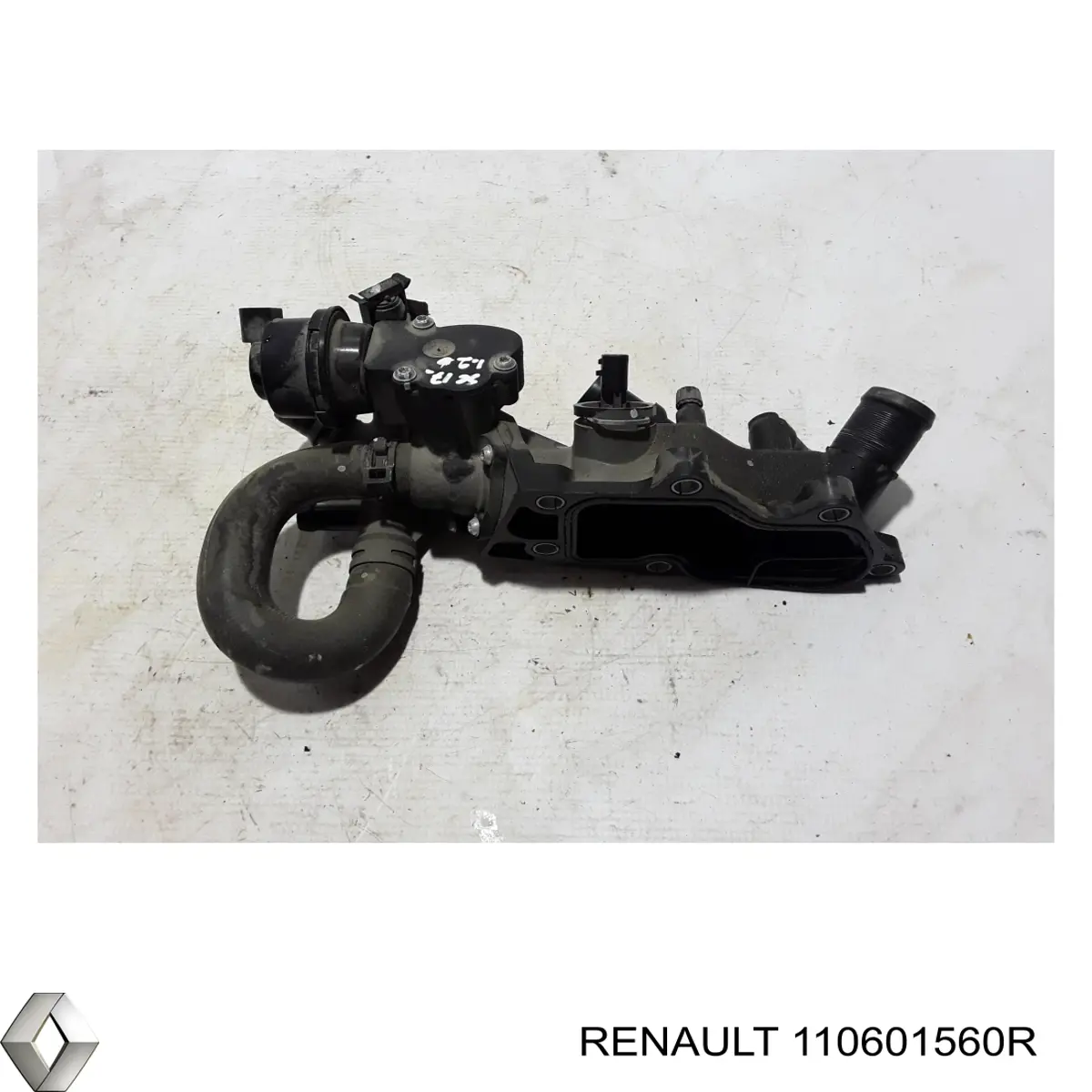 Comprar 110601560R Renault (RVI) Brida del sistema de refrigeración (triple unión)