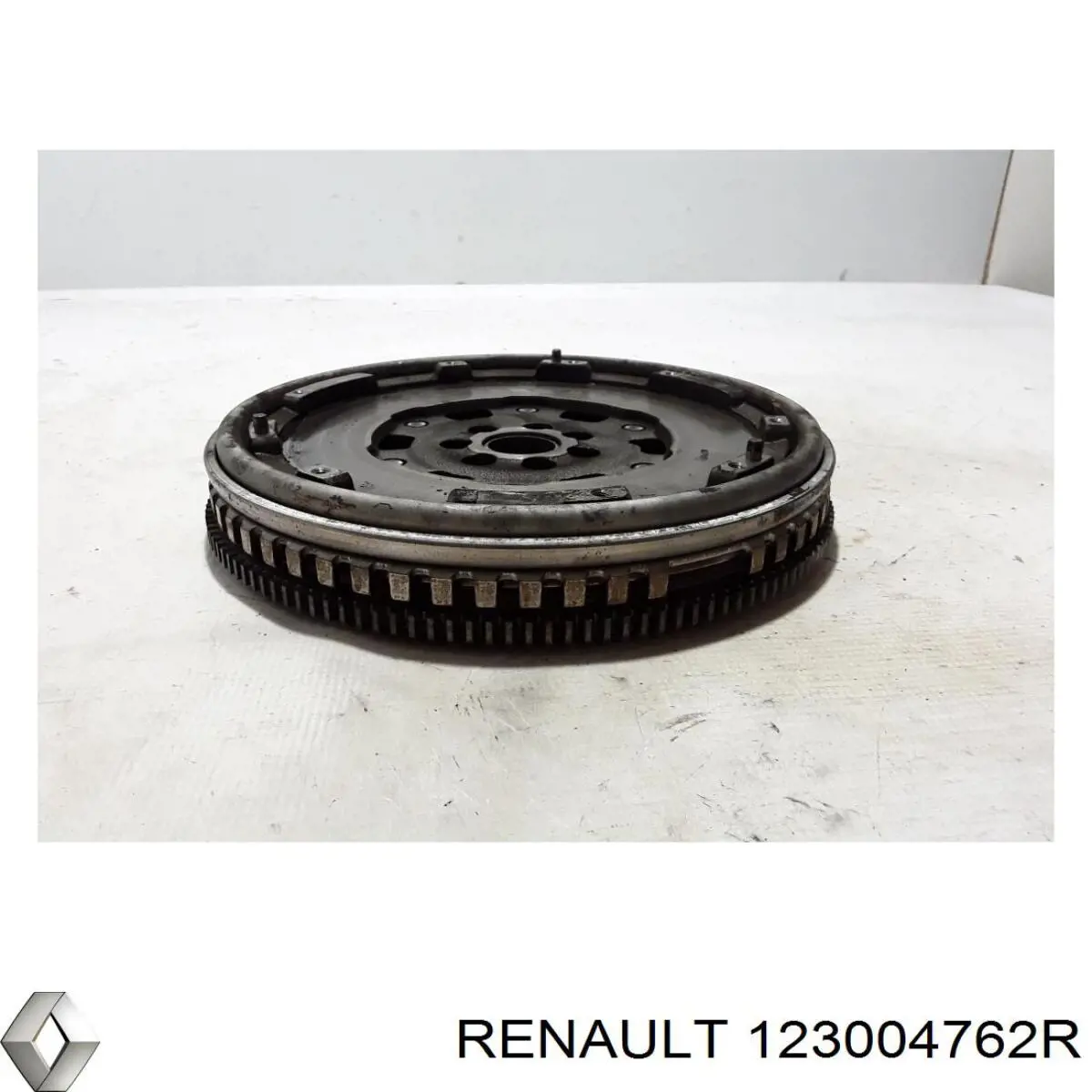 123004762R Renault (RVI)