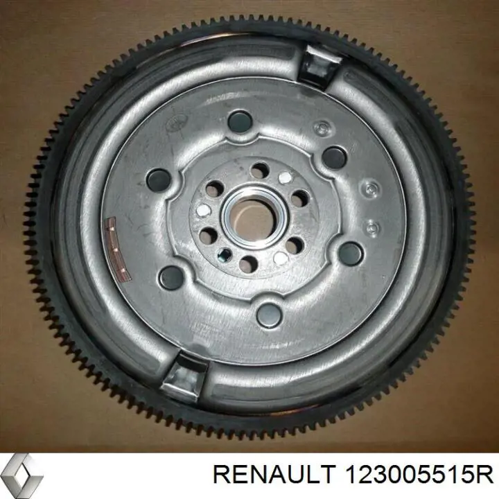 123005515R Renault (RVI) volante motor