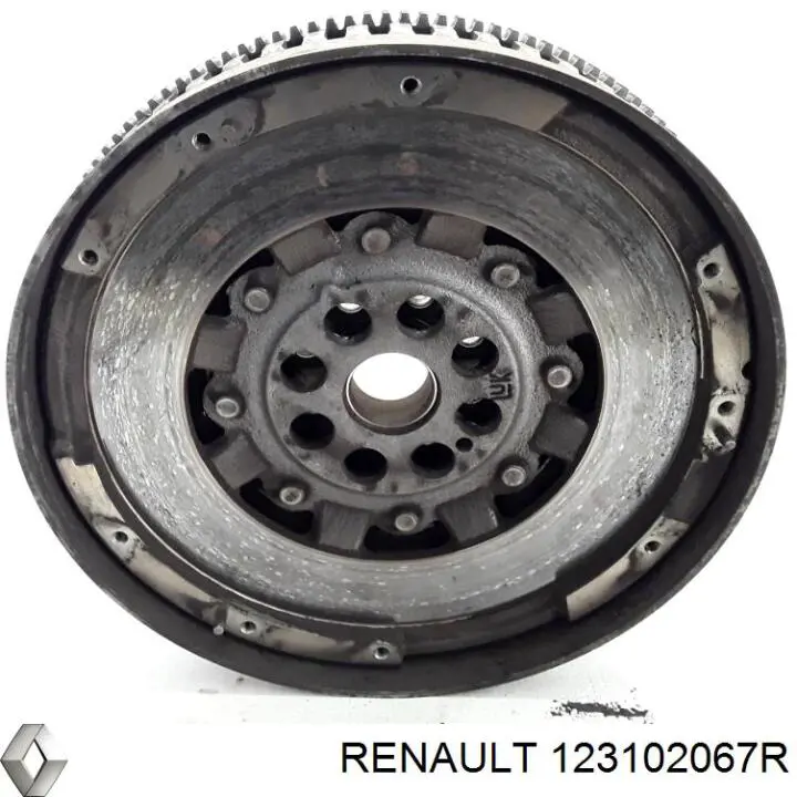 123102067R Renault (RVI) volante de motor