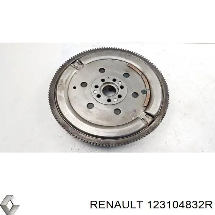 Motor de volante Renault (RVI) 123104832R precio, desde 433,33 EUR