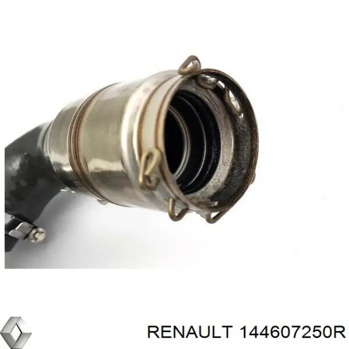 144607250R Renault (RVI) tubo flexible de aire de sobrealimentación derecho
