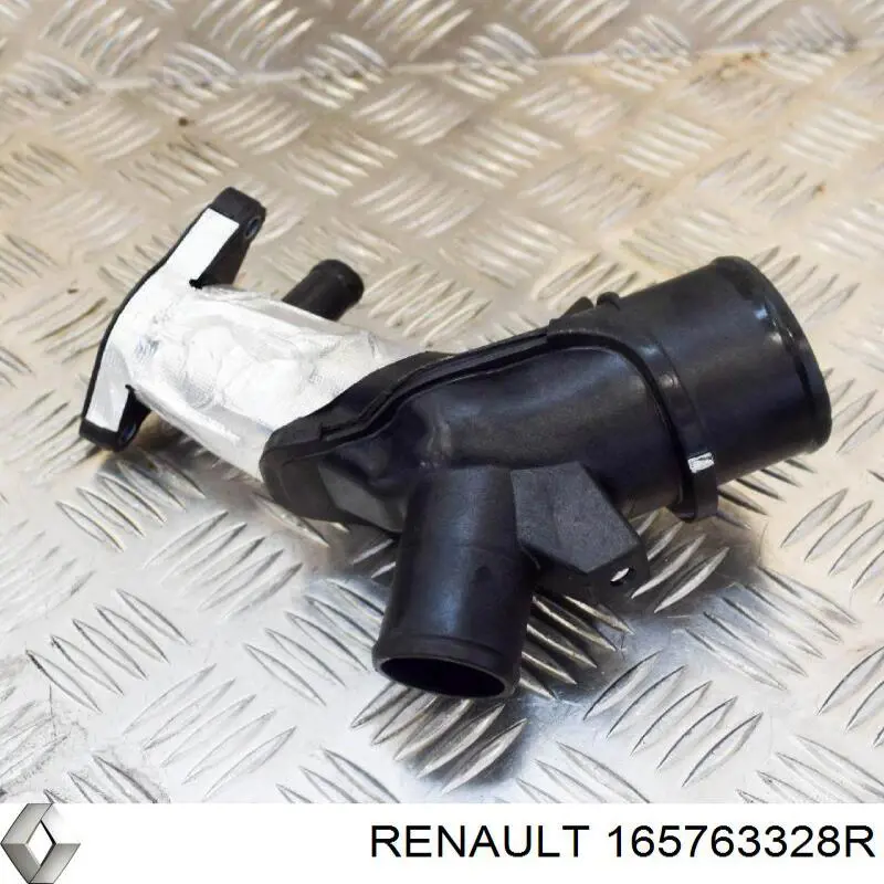 165763328R Renault (RVI) tubo intercooler