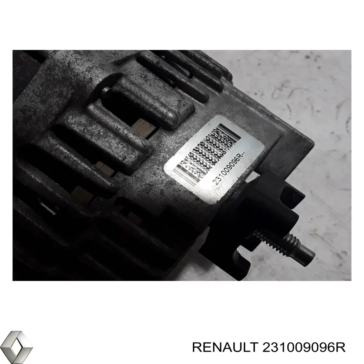 Alternador 231009096R Renault (RVI)