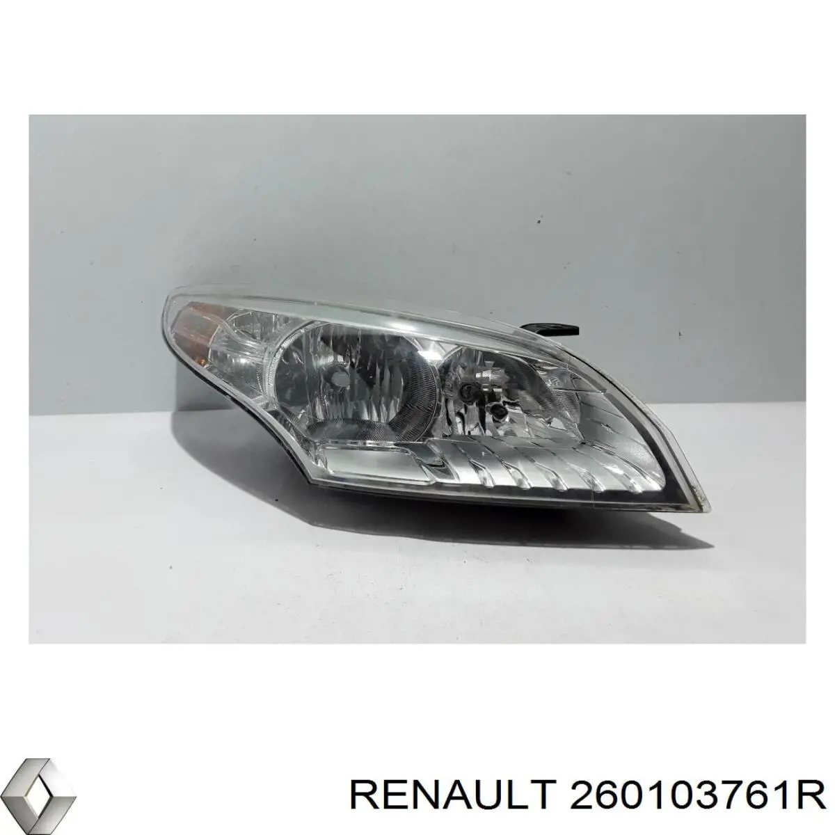 Faro derecho Renault (RVI) 260103761R precio, desde 243,94 EUR