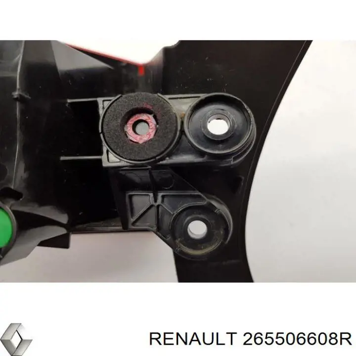 Piloto trasero exterior derecho Renault (RVI) 265506608R precio, desde 56,20 EUR