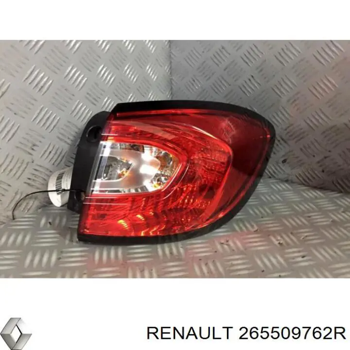 265509762R Renault (RVI) Piloto trasero exterior derecho