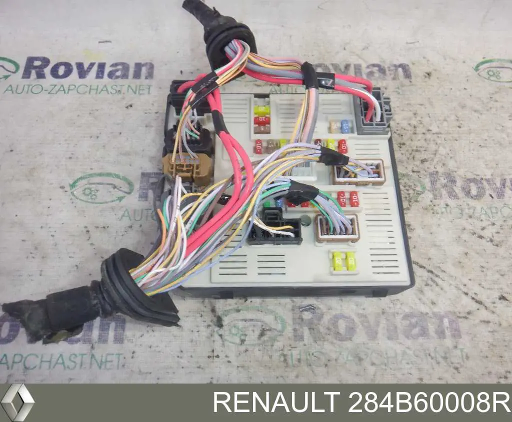 Caja de fusibles 284B60008R Renault (RVI)